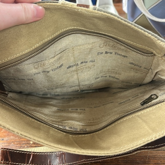 Rustic Paisley Crossbody - Sixtease - Picture 7 of 9